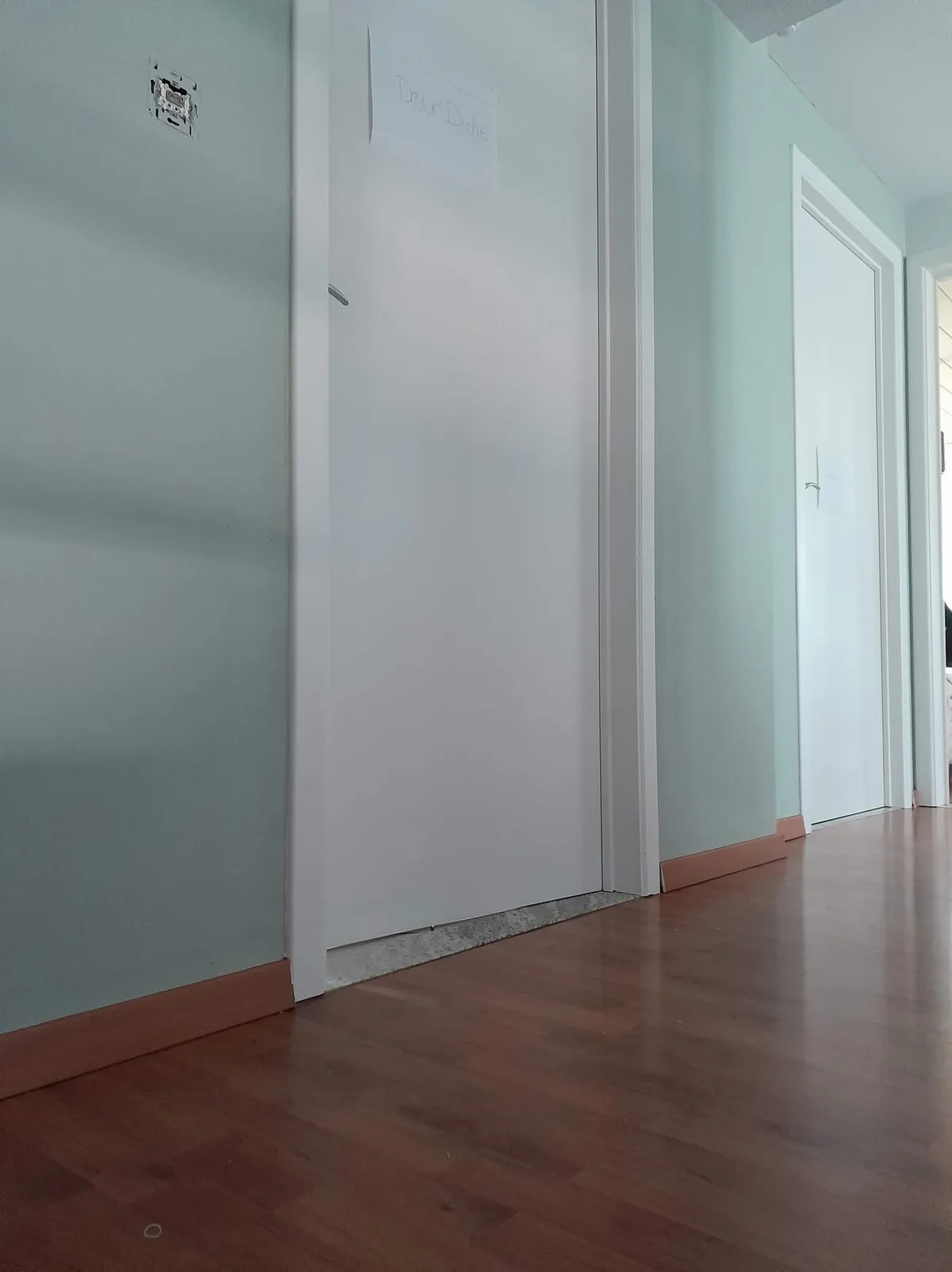 Laminaat en click vinyl door Paints & Projects Haijen, foto 4 van 4